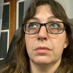 Meet your Posher, Elana